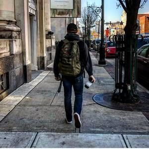 Meet your Posher, Les